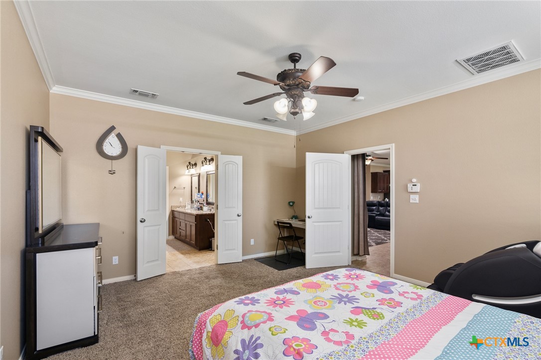 106 Sandstone Court Property Photo 23
