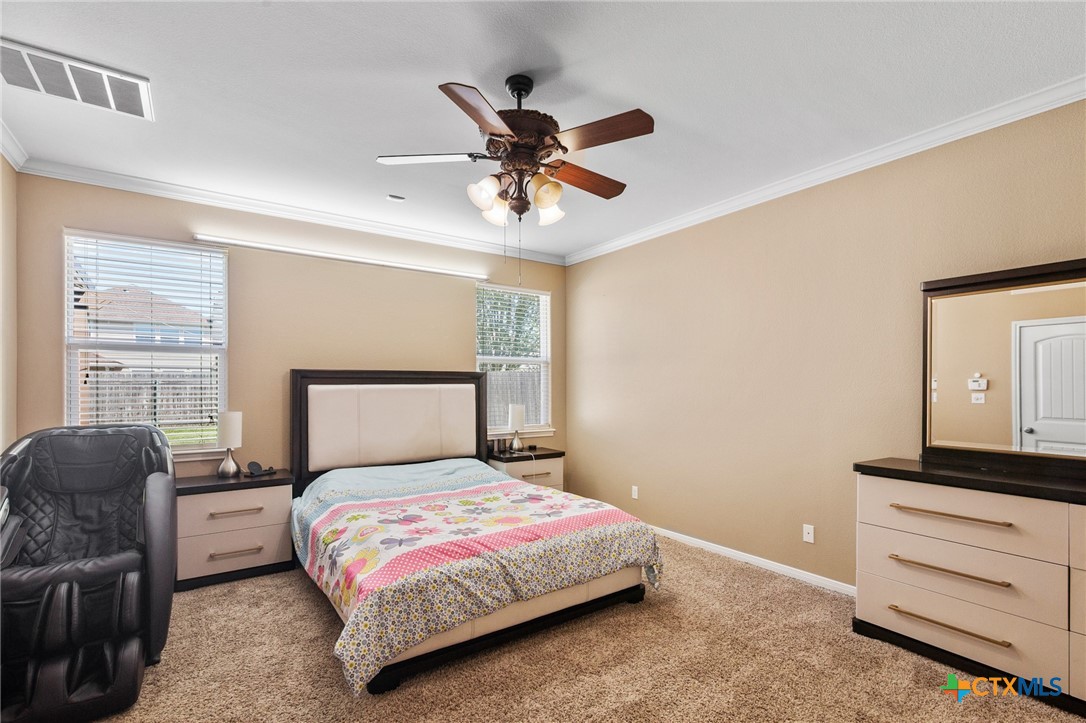 106 Sandstone Court Property Photo 24