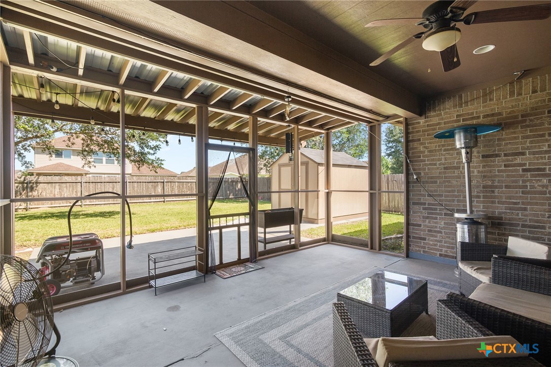 106 Sandstone Court Property Photo 39