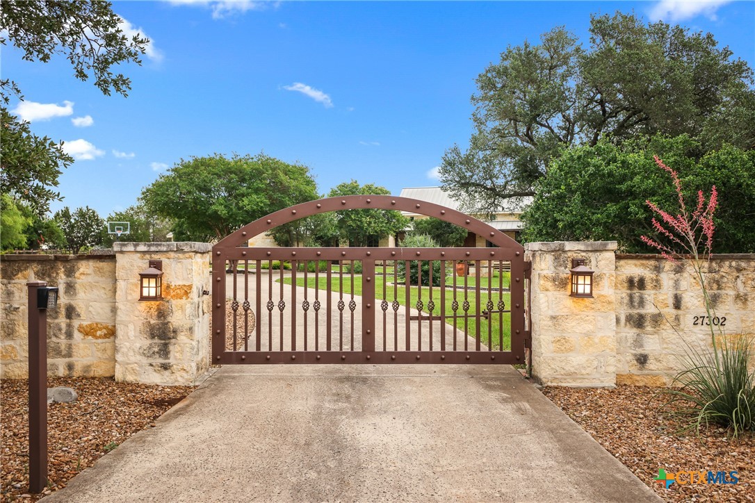 27302 Felswand Parkway Property Photo