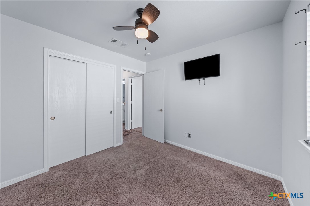 2215 Bellmont Property Photo 25
