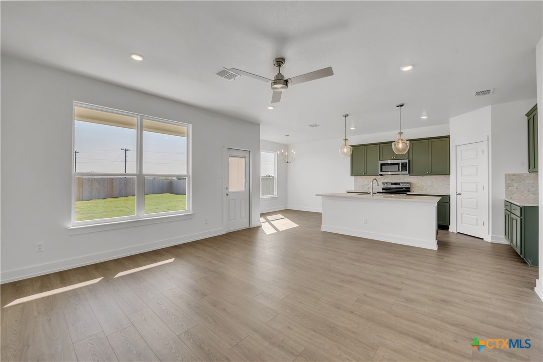 1715 Bear Grass Ridge Road Property Photo 4