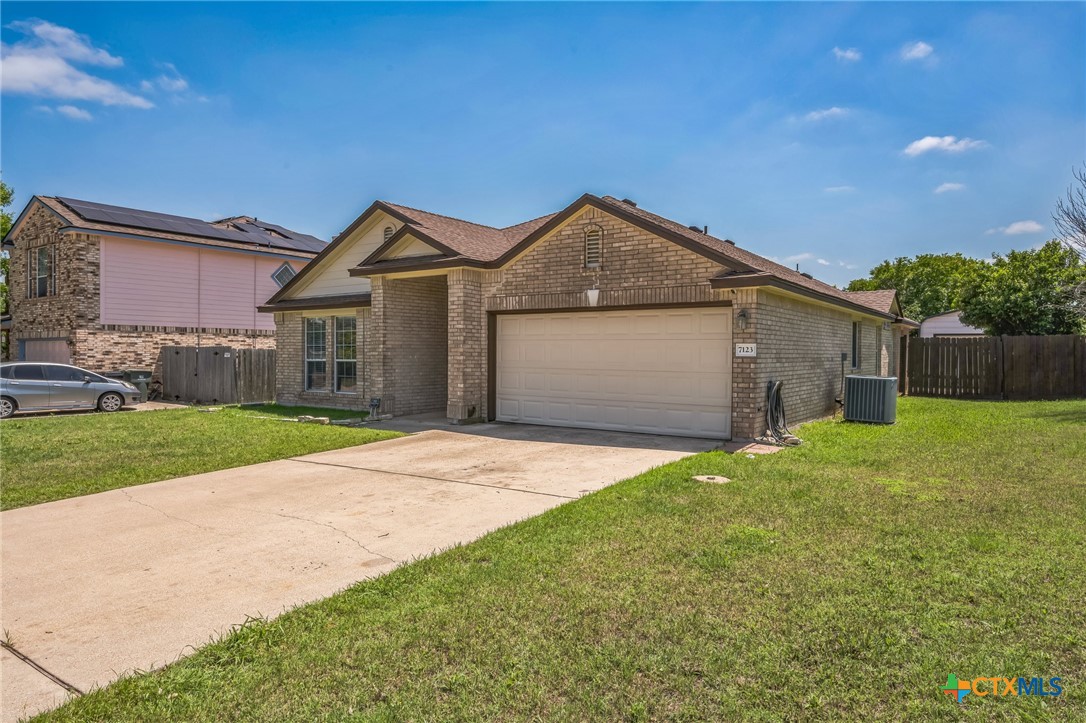 7123 Kevin Drive Property Photo 3