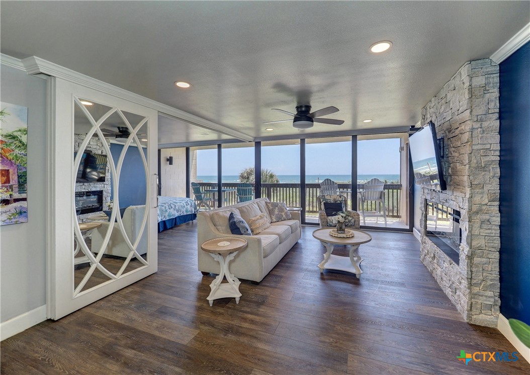 6021 State Highway 361 109 Property Photo 10