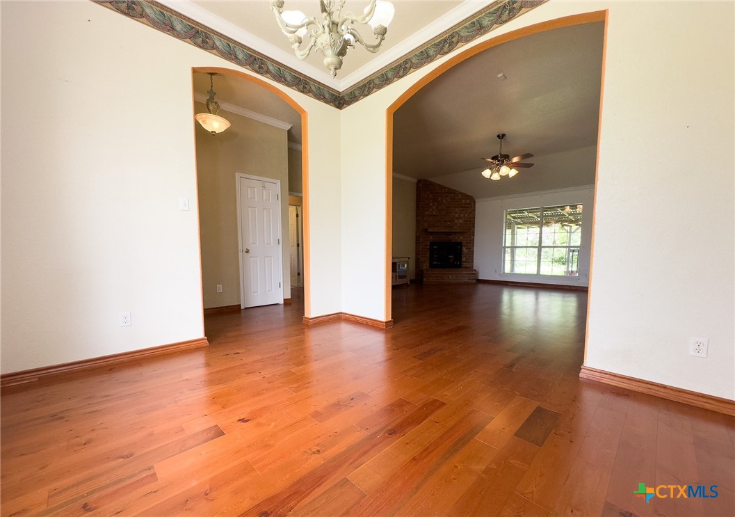 12169 Oakalla Road Property Photo 4