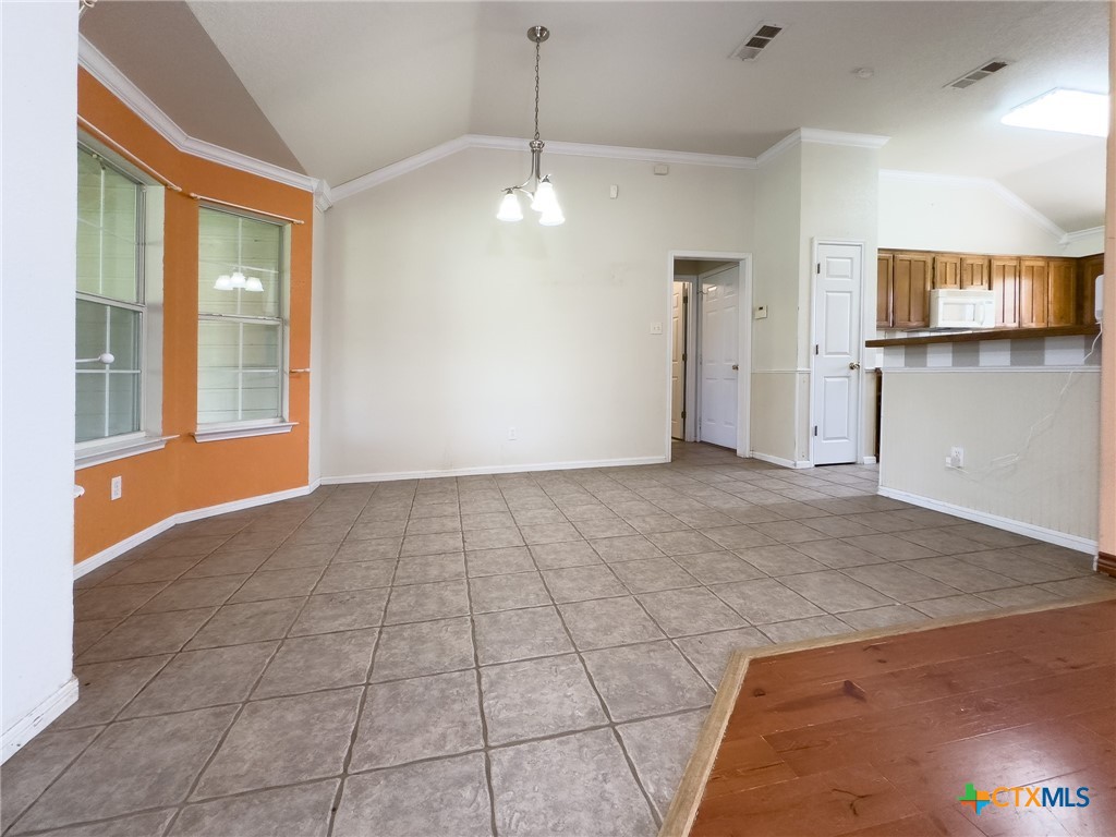 12169 Oakalla Road Property Photo 8