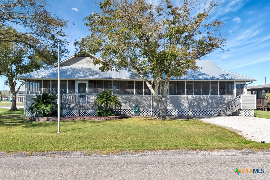612 W Jackson Avenue Property Photo 1