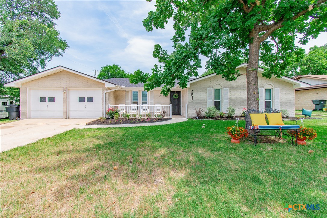 4512 Briar Cliff Road Property Photo 1