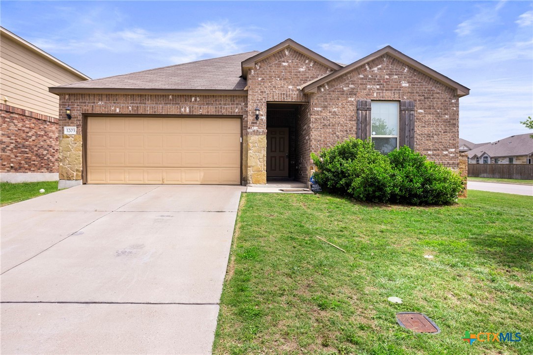1203 Daffodil Drive Property Photo 1