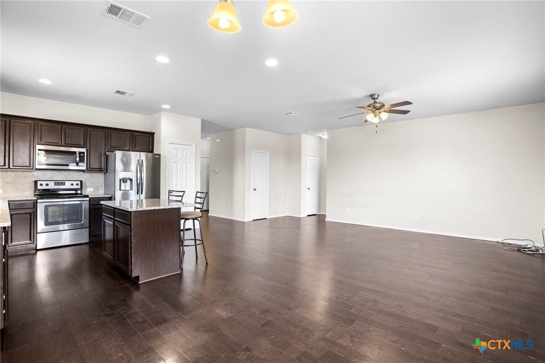 1203 Daffodil Drive Property Photo 11
