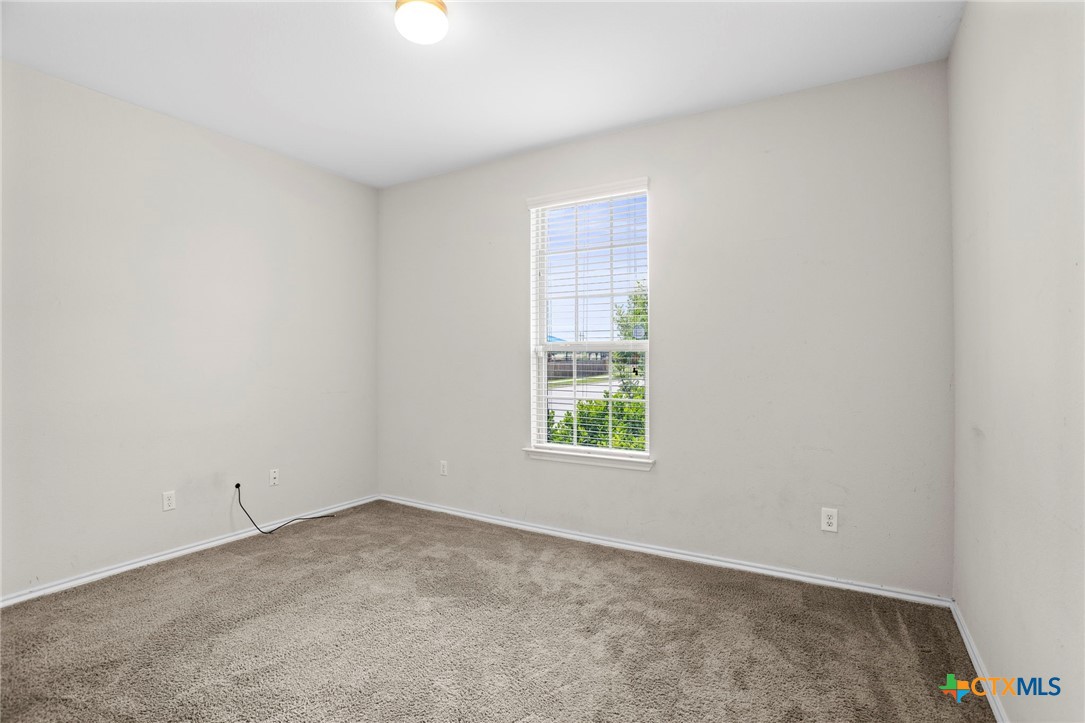 1203 Daffodil Drive Property Photo 17