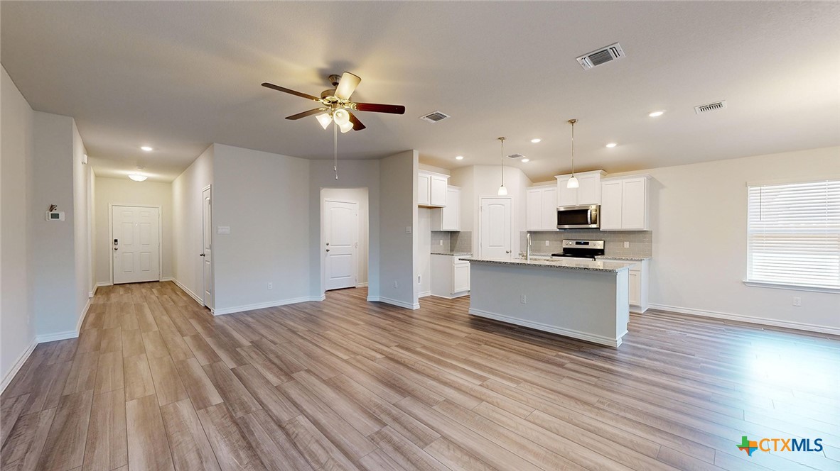 4012 Hayes Court Property Photo 11