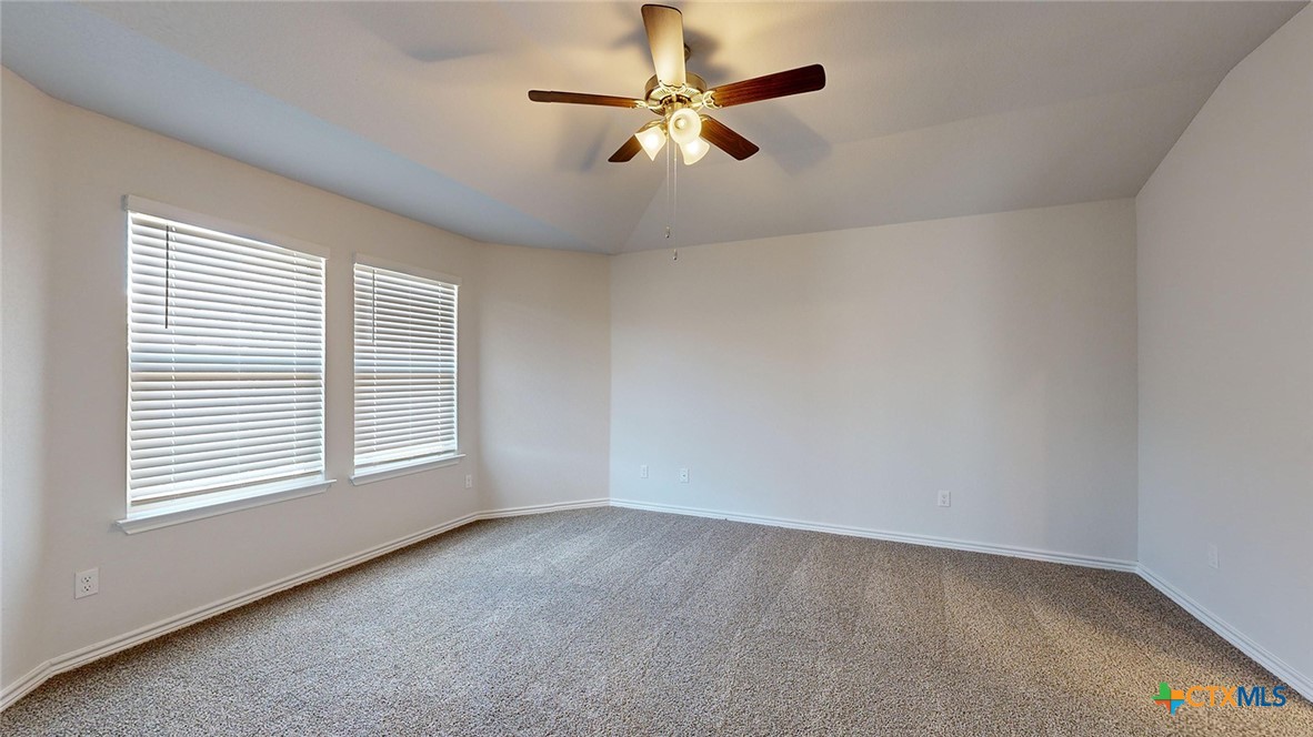 4012 Hayes Court Property Photo 17