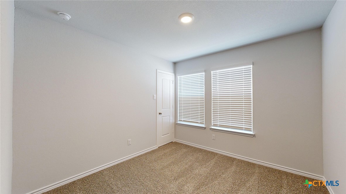 4012 Hayes Court Property Photo 24