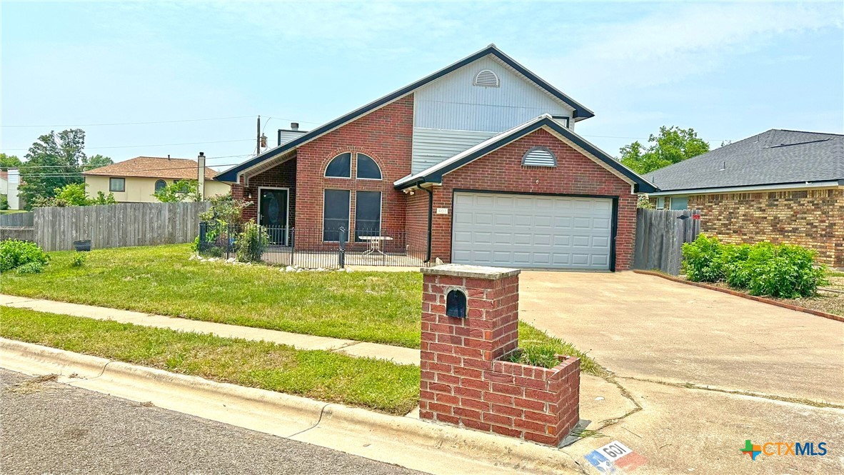601 Barber Drive Property Photo 1