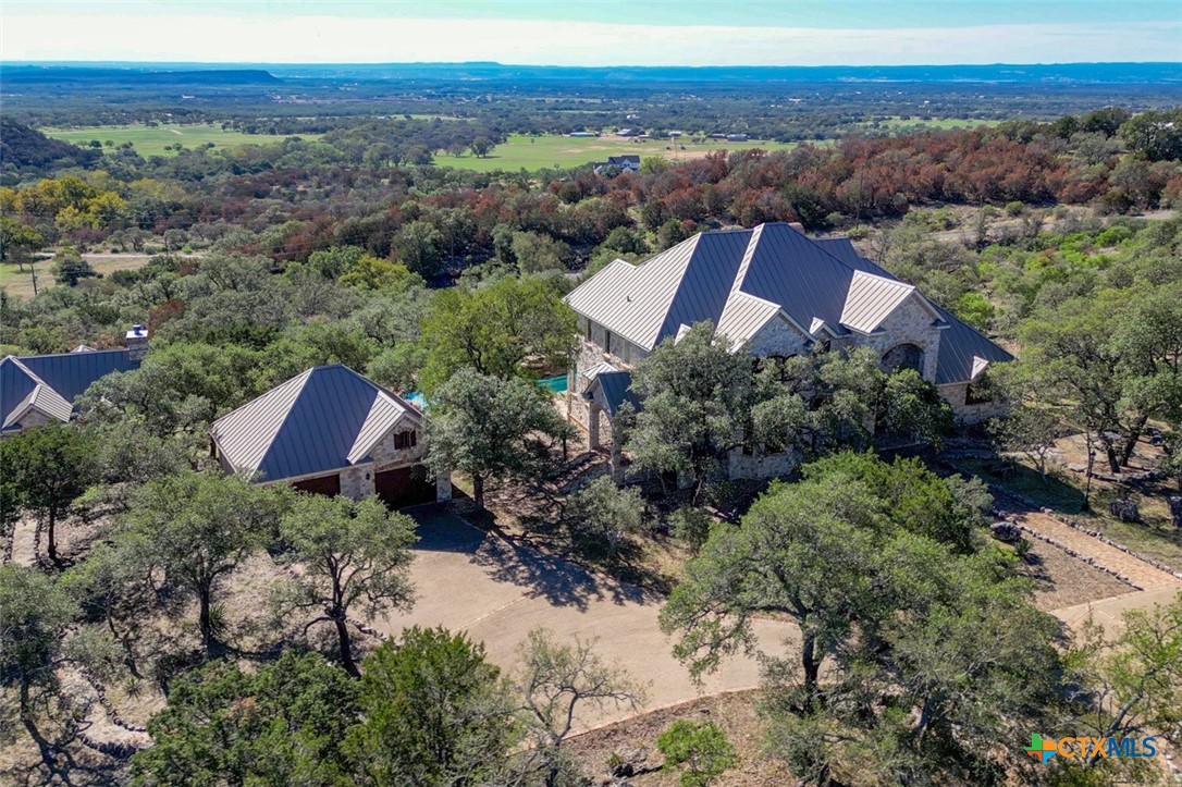 530 Scenic View Drive Property Photo 3
