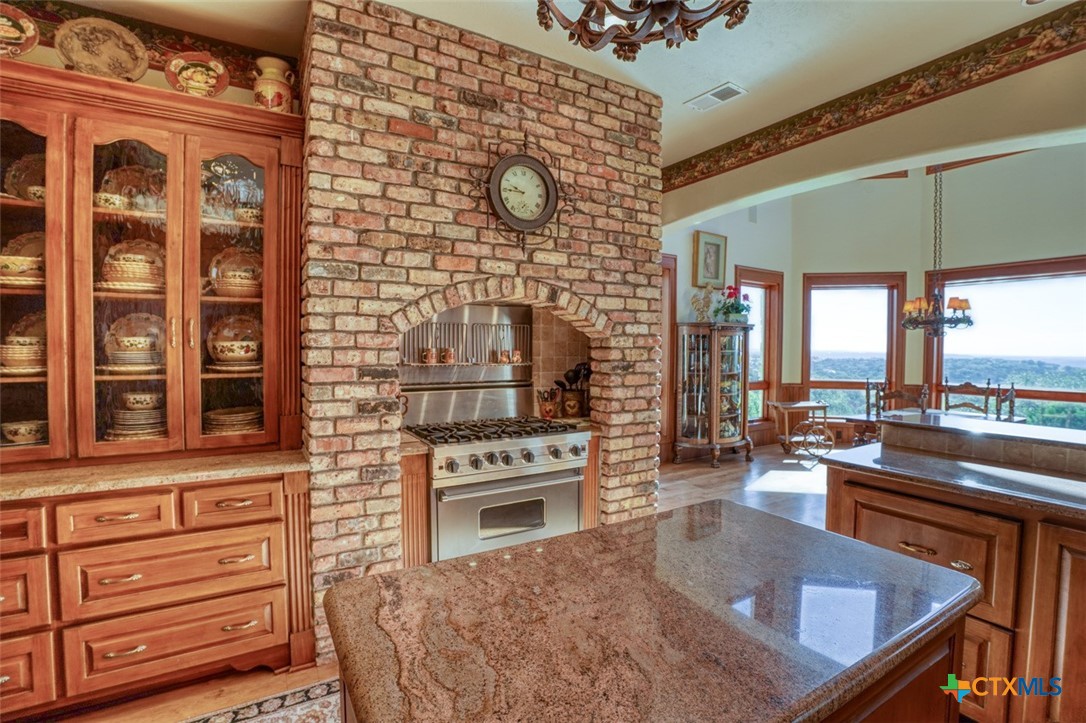 530 Scenic View Drive Property Photo 17