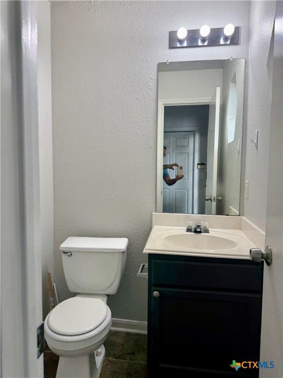 221 Sunshadow Drive Property Photo 25