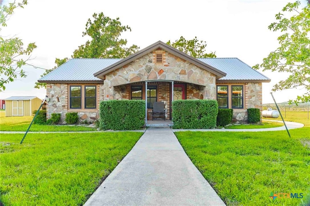 1102 County Road 138 Property Photo 5