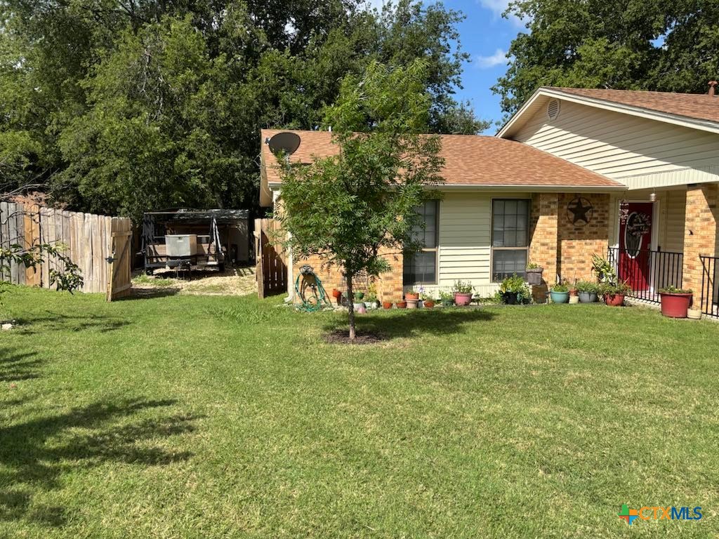 908 Indian Trail Property Photo 6