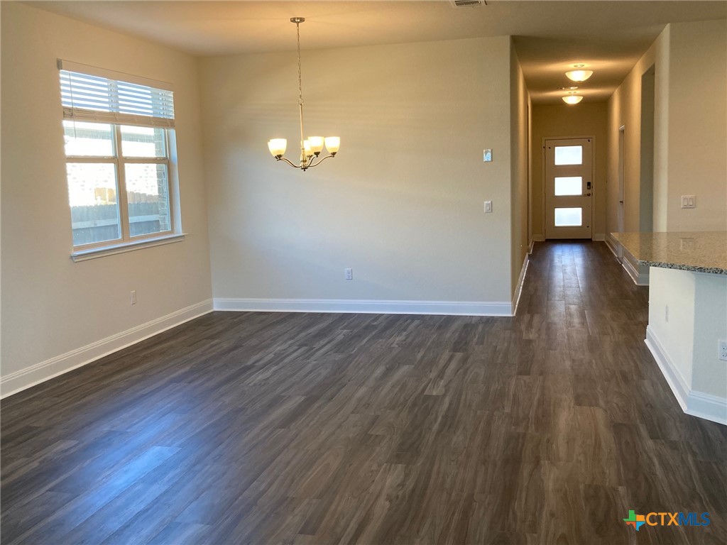 16917 Aventura Avenue Property Photo 5