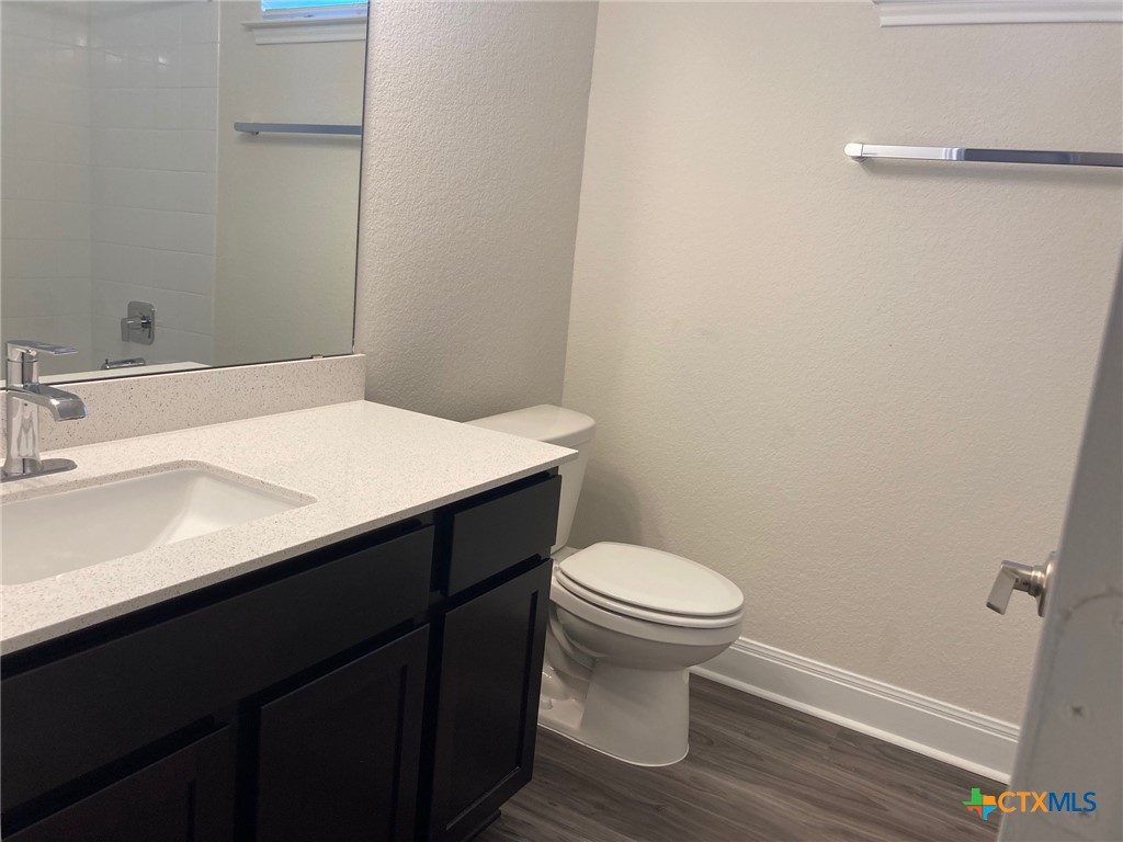 16917 Aventura Avenue Property Photo 9