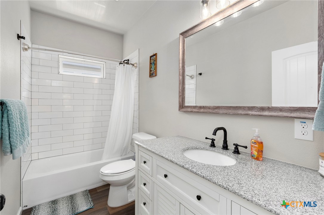 964 Allende Street Property Photo 15