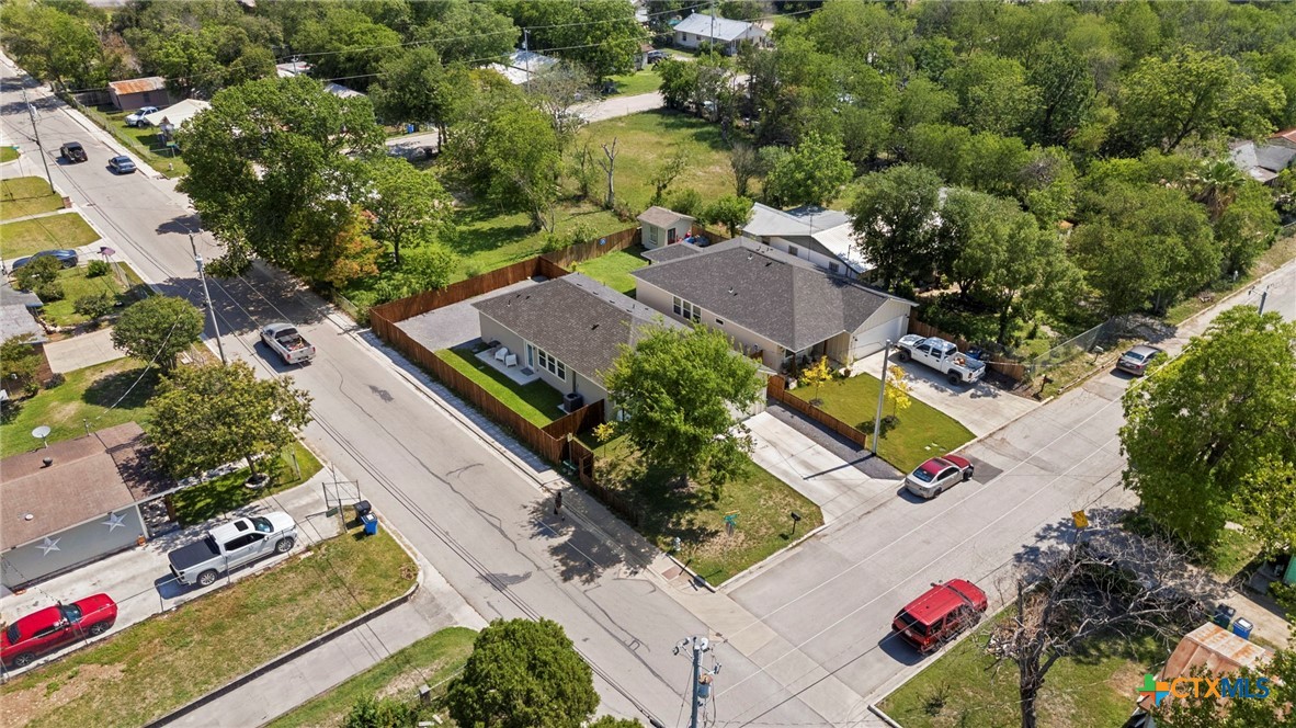 964 Allende Street Property Photo 21