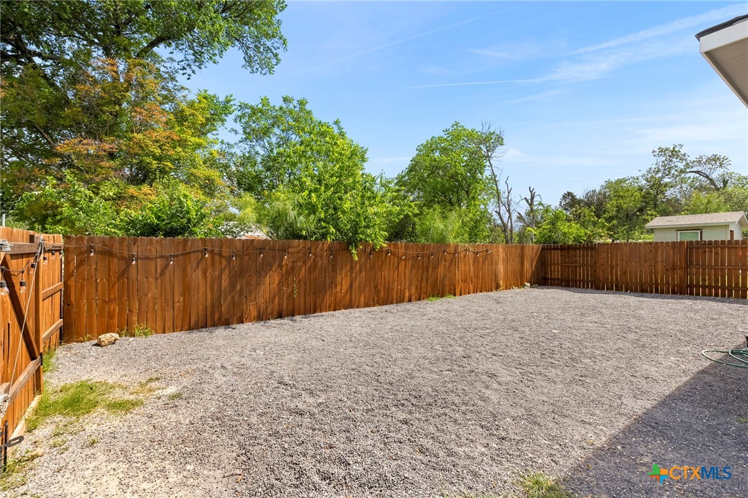 964 Allende Street Property Photo 25