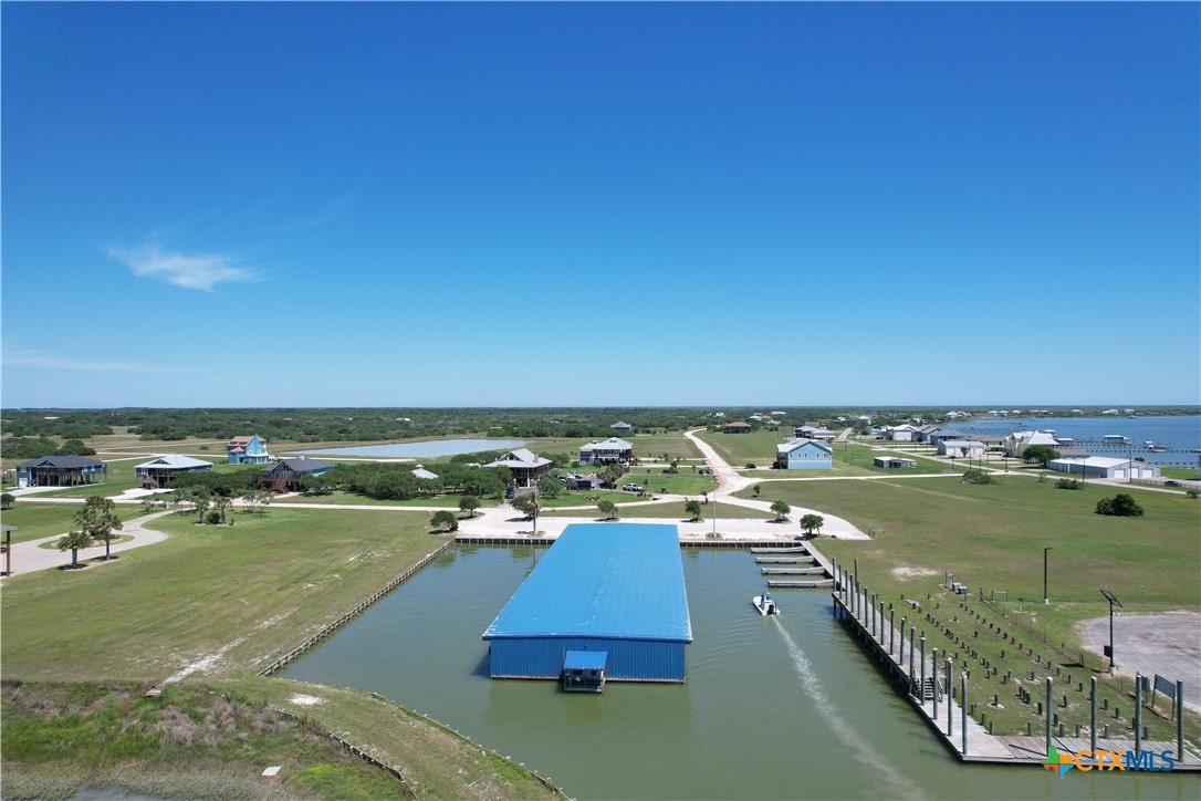 411 Bayside Drive Property Photo 3