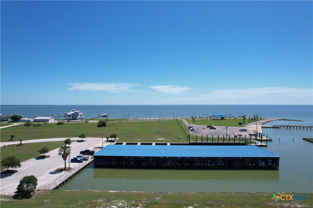 411 Bayside Drive Property Photo 4