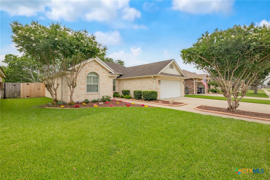 308 Green Gable Drive Property Photo 1