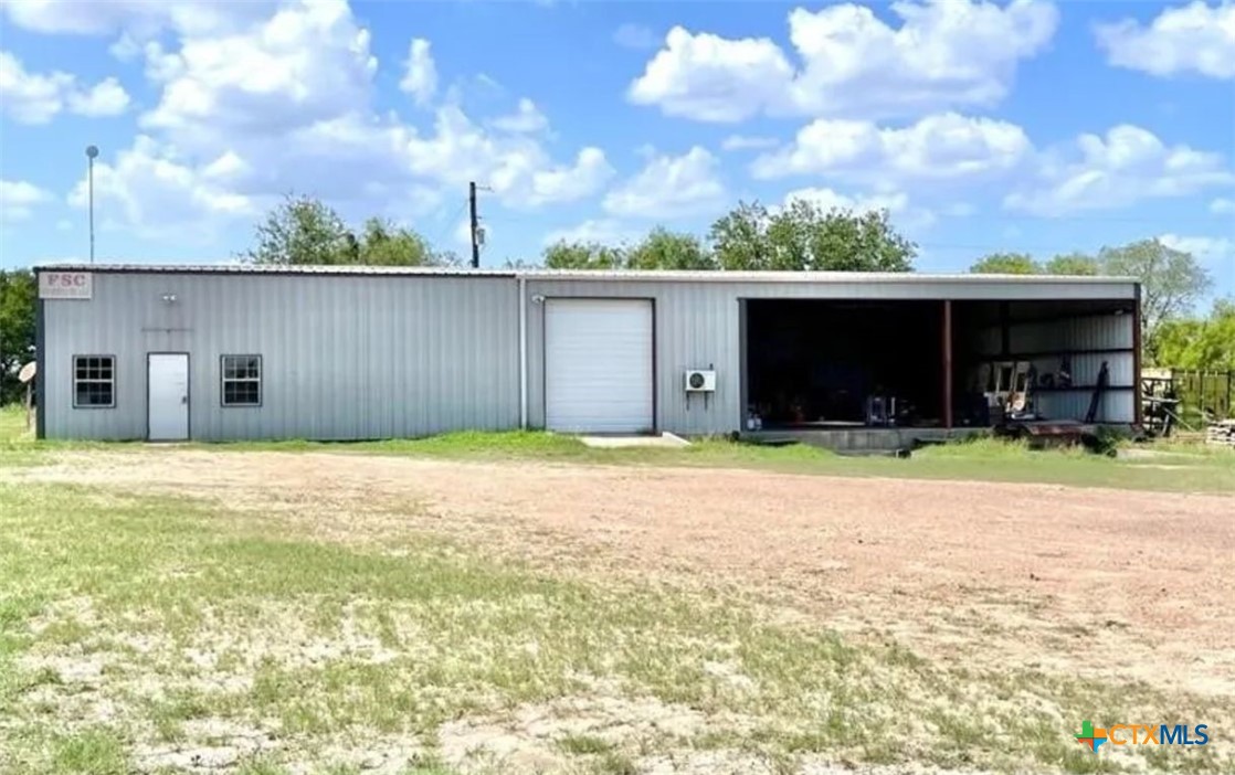 5031 Fm 1726 Property Photo 1