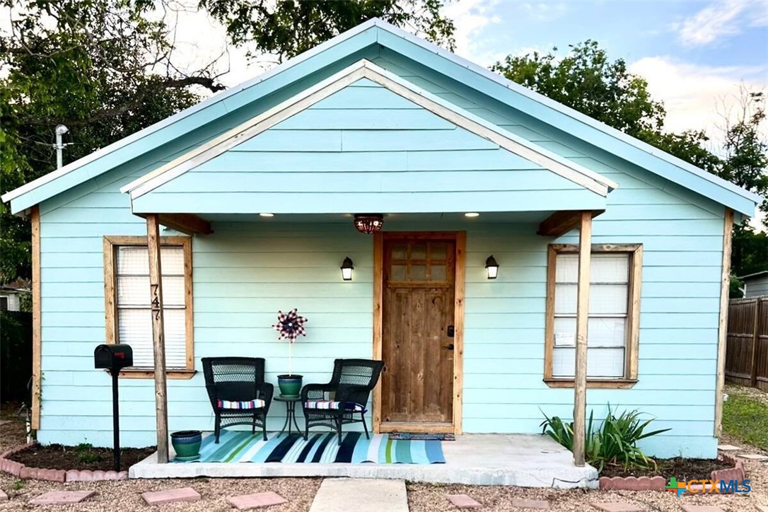 747 Oasis Street Property Photo 1