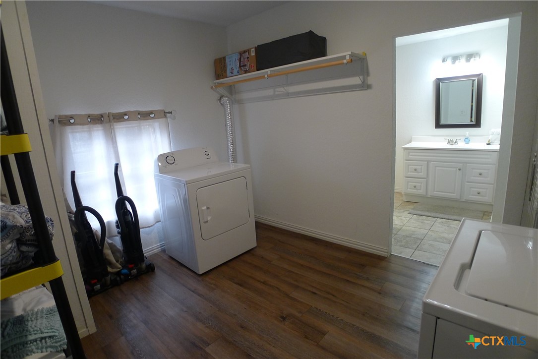 747 Oasis Street Property Photo 11