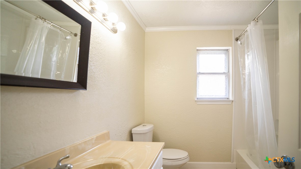1906 N 60th Street Property Photo 19