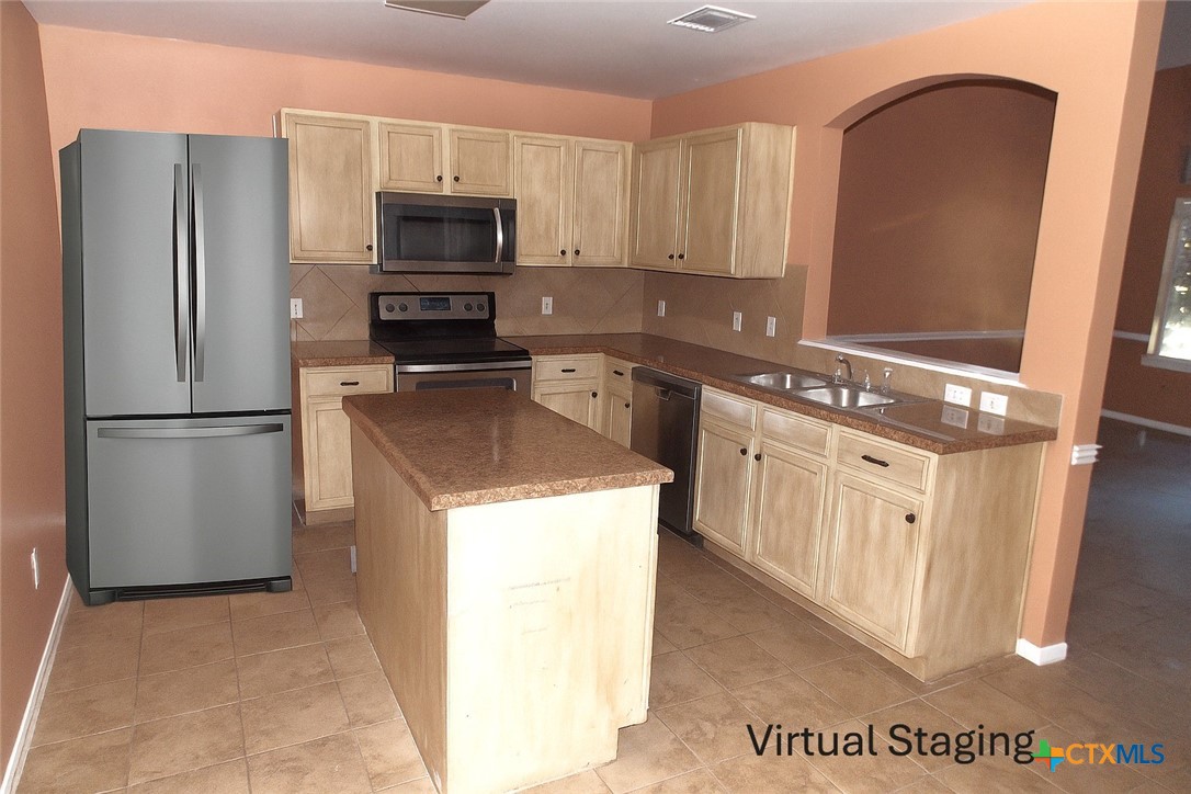 513 Pumpkin Drive Property Photo 3