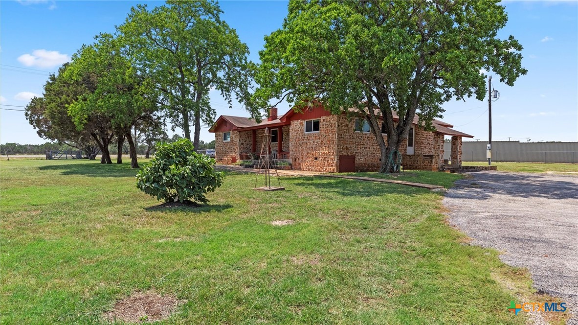 153 Lone Oak Road Property Photo 1