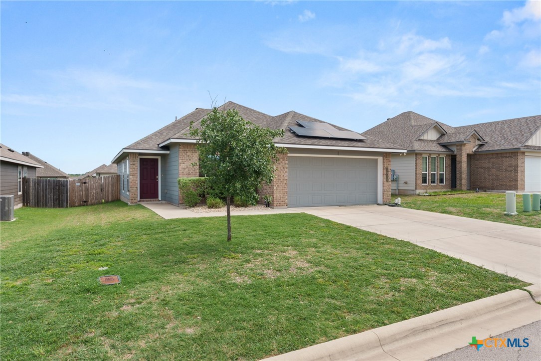 1910 Lummus Drive Property Photo 2