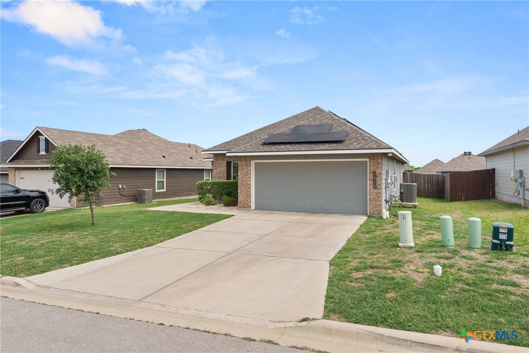 1910 Lummus Drive Property Photo 4
