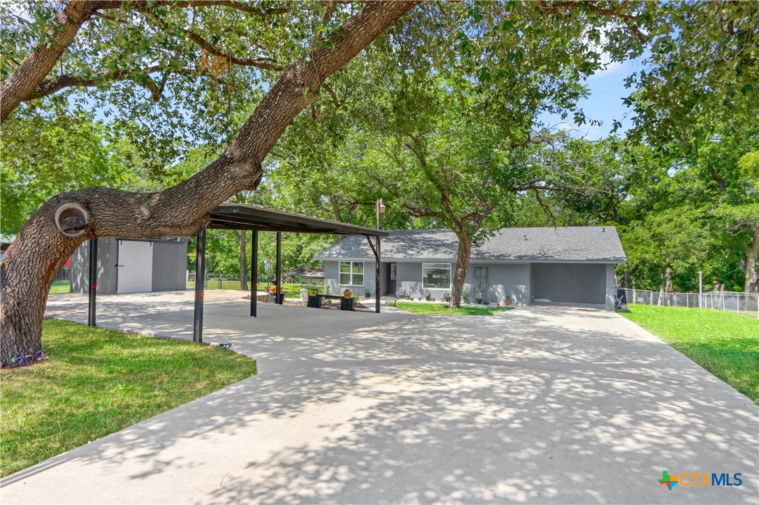 326 Riverview Road Property Photo 1
