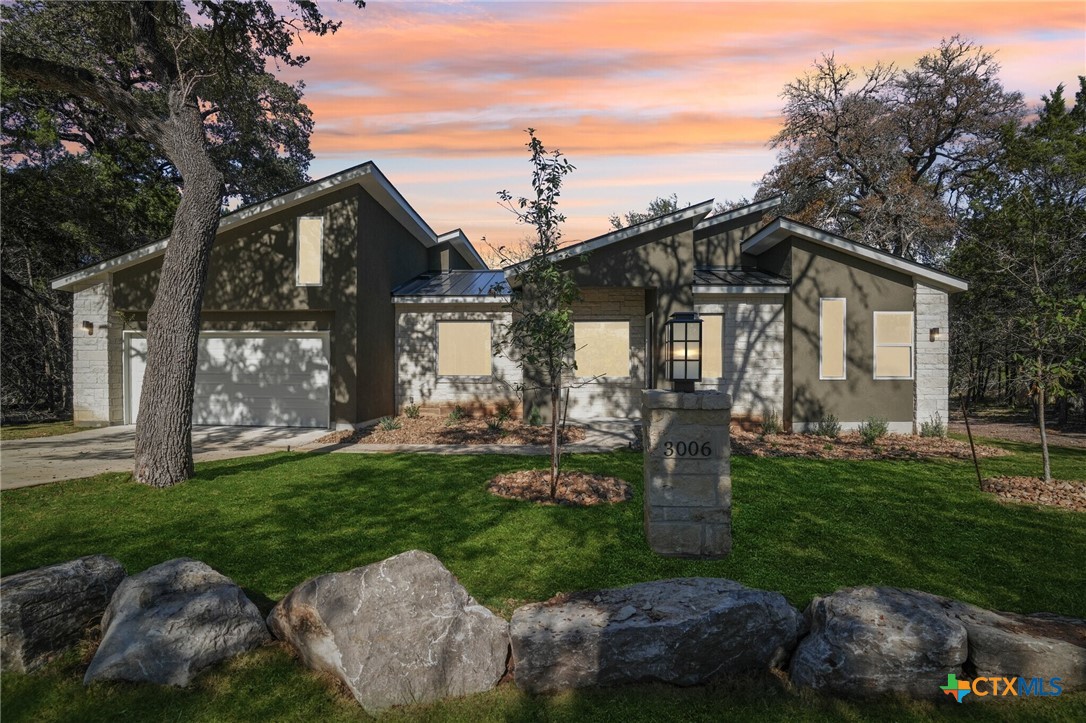 3006 Dew Drop Property Photo 1