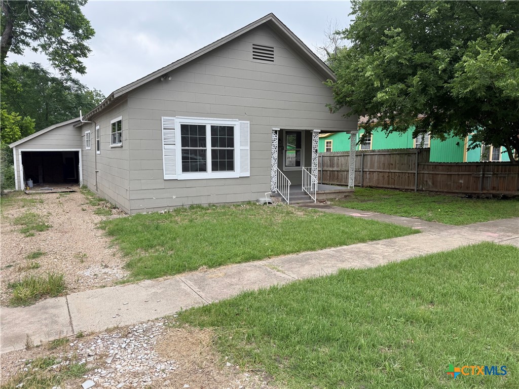 203 S 27th Street Property Photo 2