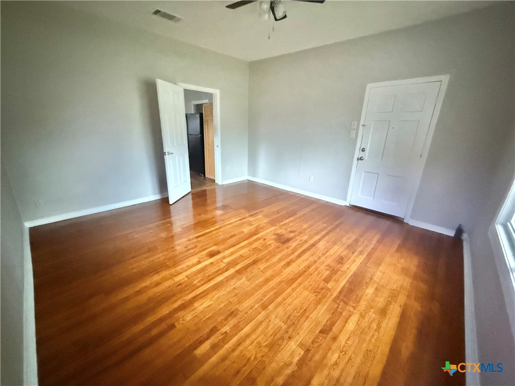203 S 27th Street Property Photo 4