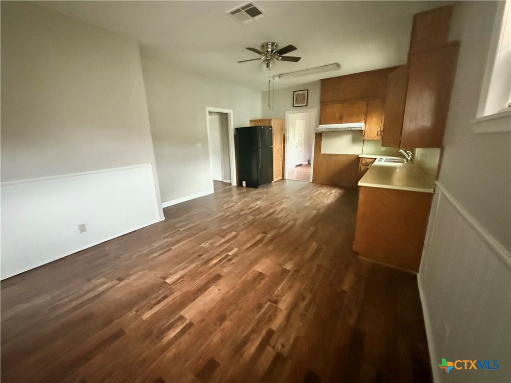 203 S 27th Street Property Photo 5