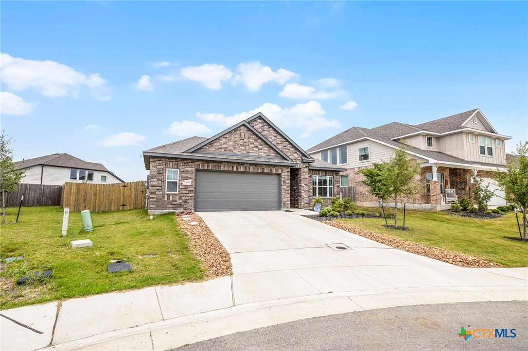 1011 Kinzig Drive Property Photo 6