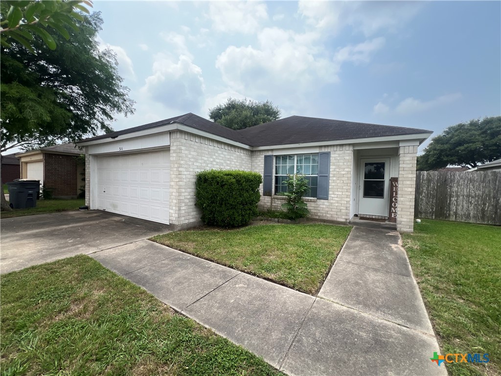 316 Clydesdale Lane Property Photo 1