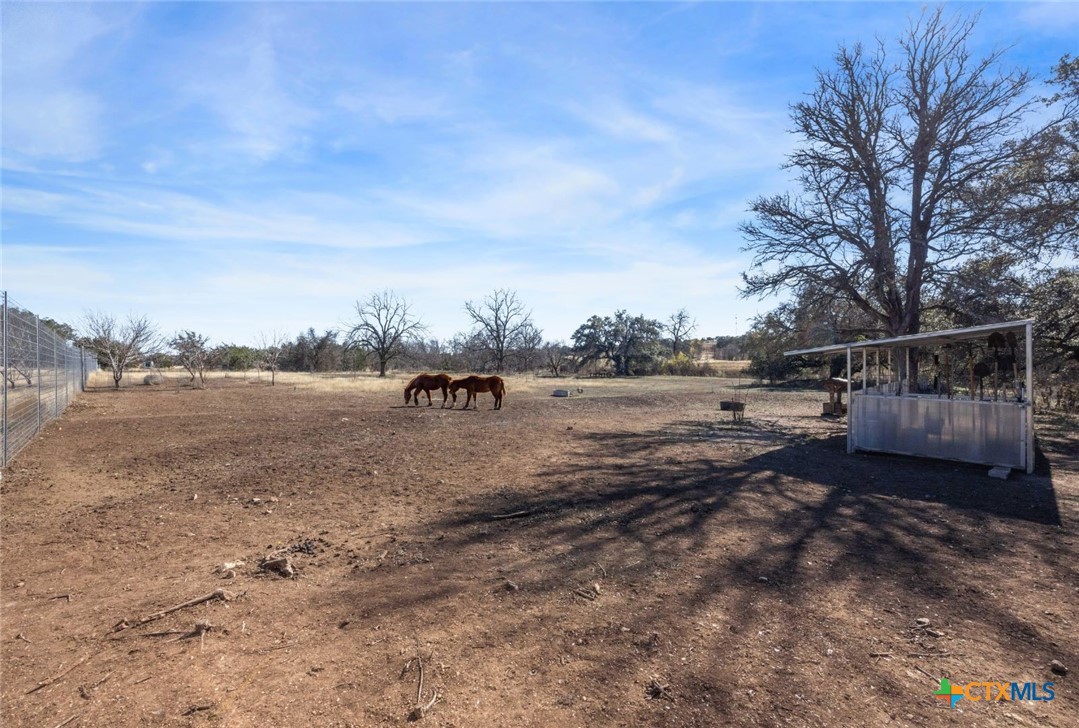 1037 Ranch Road 962 W Property Photo 37