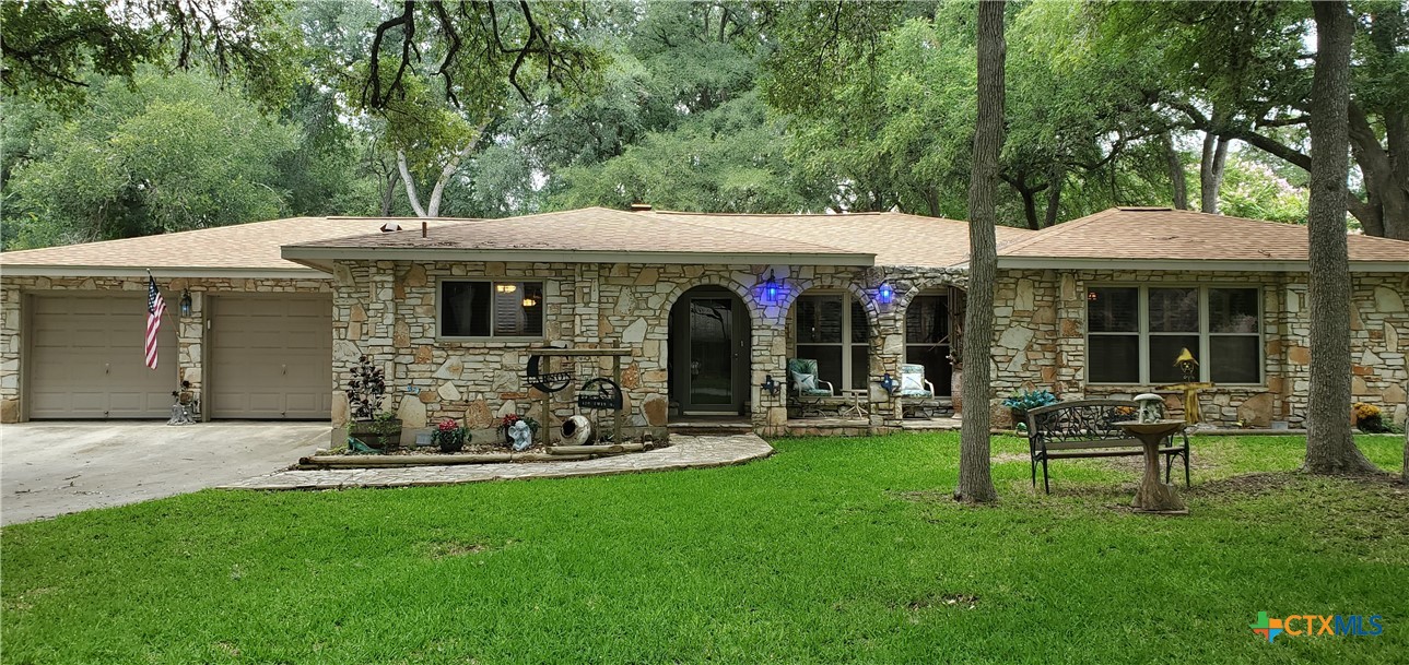 130 Twin Oak Road Property Photo