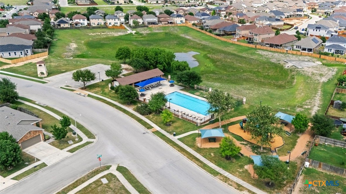 4009 Legend Pond Property Photo 39